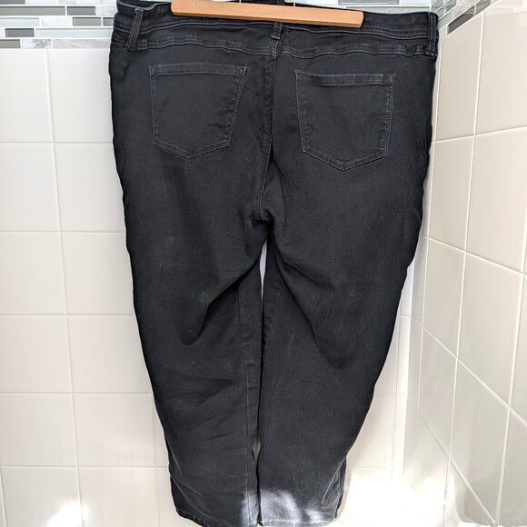 Torrid Black Luxe Skinny Jeans - Picture 3 of 4